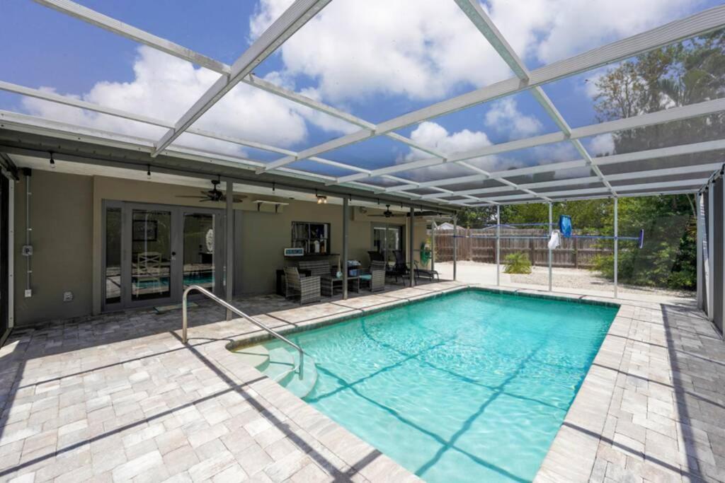 Heated Pool - Close To Beaches, Restaurants & More! Holiday home Sarasota